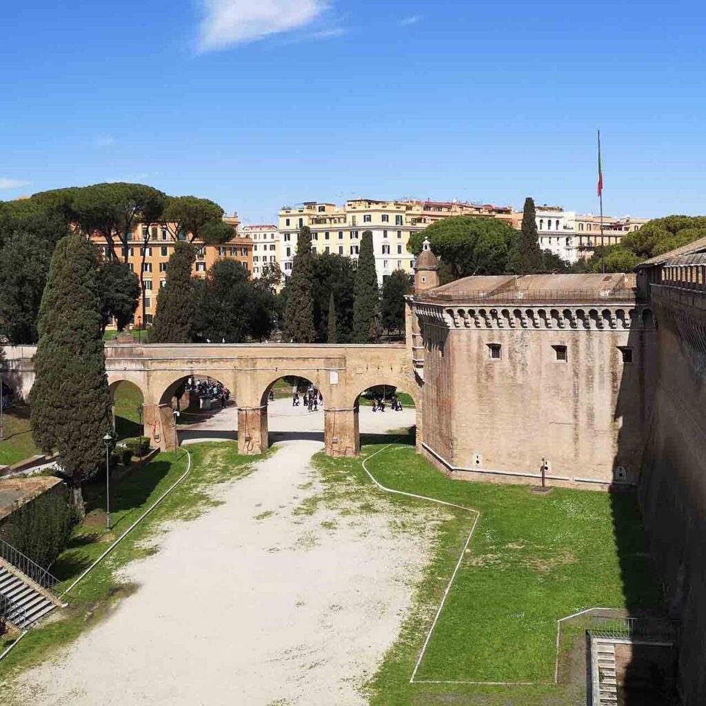 bastione san marco e passetto di borgo castel sant angelo roma