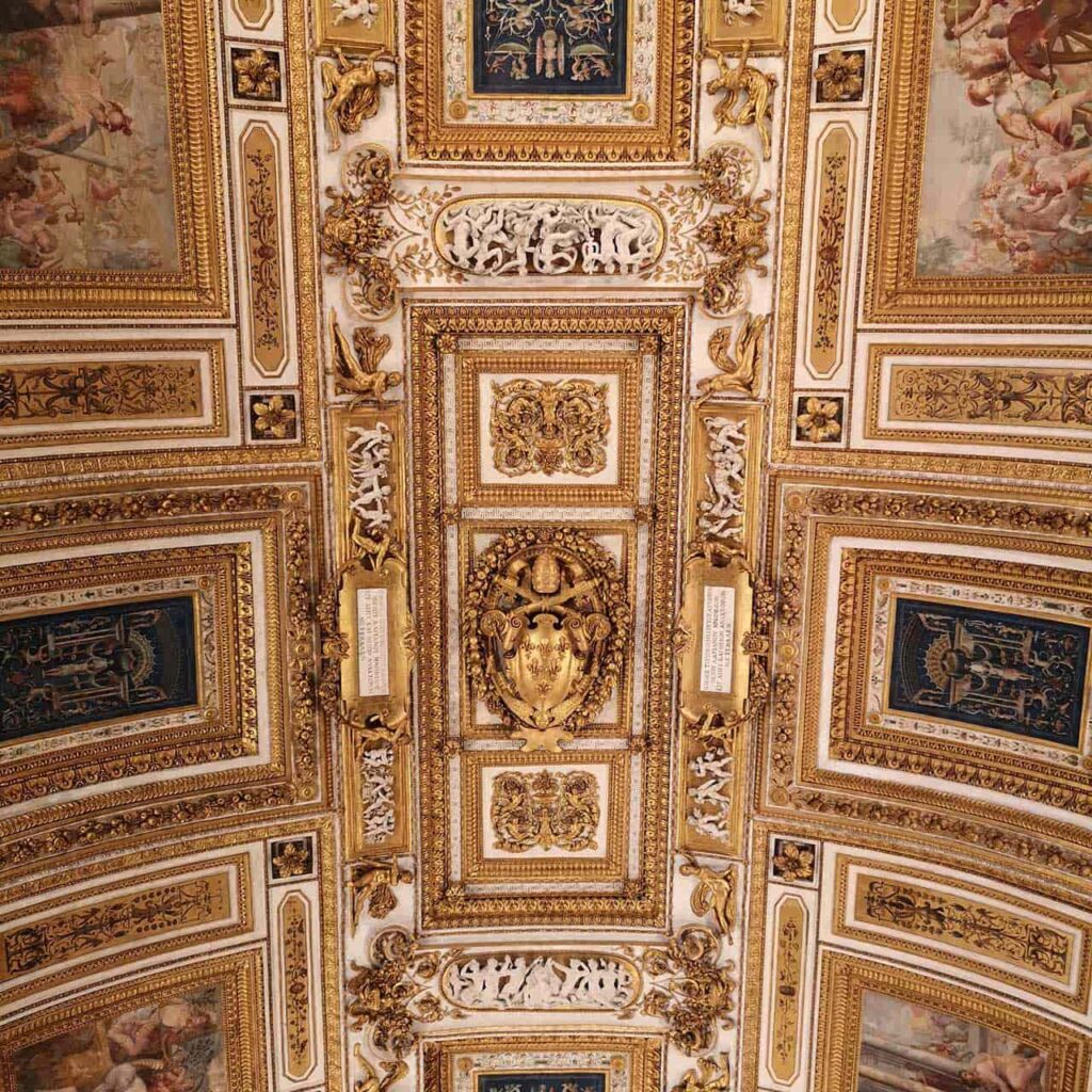 sala paolina soffitto